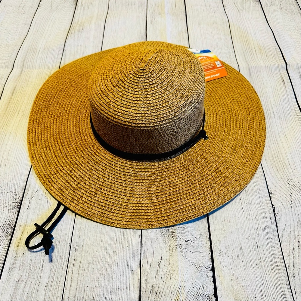 NEW! Columbia Women's Global Adventure Packable Hat - S/M​